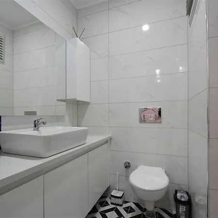 公寓 0017 White Sail Cozy 1-bedroom Steps From Yekta Mall In Mahmutlar,