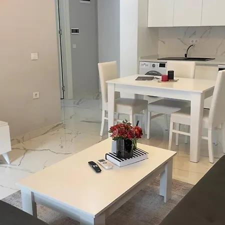 公寓 0017 White Sail Cozy 1-bedroom Steps From Yekta Mall In Mahmutlar, *