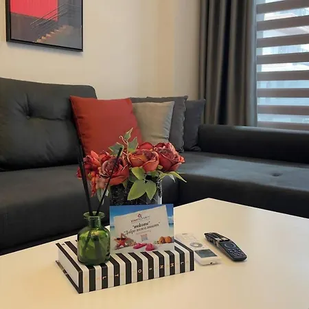 公寓 0017 White Sail Cozy 1-bedroom Steps From Yekta Mall In Mahmutlar, 阿拉尼亚